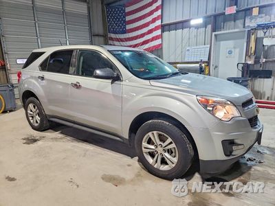Czwarte zdjęcie samochodu z boku: 2015 CHEVROLET EQUINOX LS VIN:2GNALAEK2F6439252 - miniatura