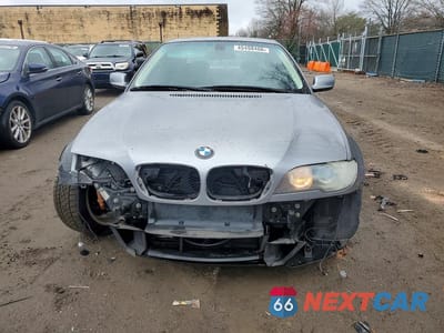 Piąte zdjęcie samochodu w środku: 2004 BMW 330 CI VIN:WBABD53464PL12343 - miniatura