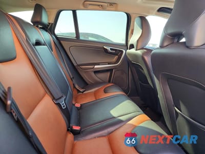 Zdjęcie 11 z 14 samochodu: 2017 VOLVO V60 CROSS COUNTRY PREMIER VIN:YV440MWK5H1038683 - miniatura