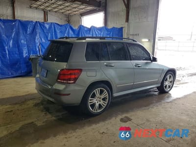 Trzecie zdjęcie samochodu z tyłu: 2013 MERCEDES-BENZ GLK 350 4MATIC VIN:WDCGG8JB2DF941486 - miniatura