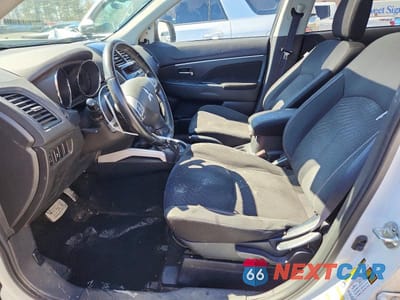 Zdjęcie 7 z 12 samochodu: 2013 MITSUBISHI OUTLANDER SPORT SE VIN:4A4AP4AU5DE003454 - miniatura