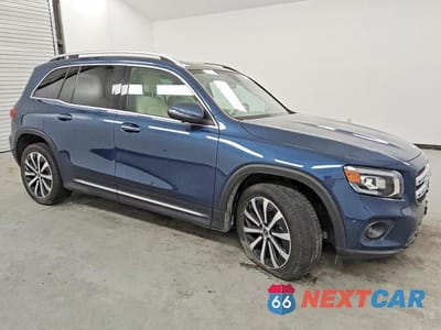 Czwarte zdjęcie samochodu z boku: 2020 MERCEDES-BENZ GLB 250 VIN:W1N4M4GB3LW052088 - miniatura