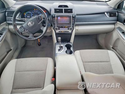 Zdjęcie 8 z 14 samochodu: 2013 TOYOTA CAMRY HYBRID XLE VIN:4T1BD1FK6DU077770 - miniatura