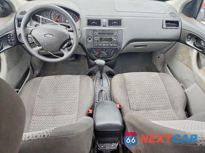 Zdjęcie 8 z 11 samochodu: 2006 FORD FOCUS ZX4 VIN:1FAFP34N96W133784 - miniatura