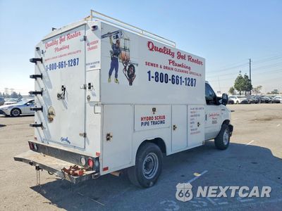 Czwarte zdjęcie samochodu z boku: 2019 FORD ECONOLINE E350 SUPER DUTY CUTAWAY VAN VIN:1FDWE3F64KDC04137 - miniatura
