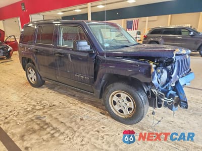 Czwarte zdjęcie samochodu z boku: 2013 JEEP PATRIOT SPORT VIN:1C4NJRBB3DD280744 - miniatura
