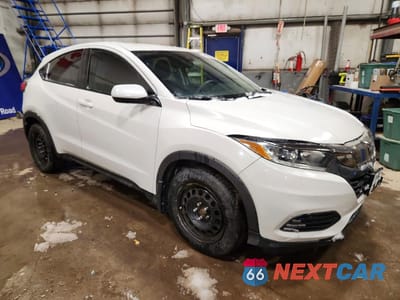 Czwarte zdjęcie samochodu z boku: 2019 HONDA HR-V LX VIN:3CZRU5H31KM101338 - miniatura