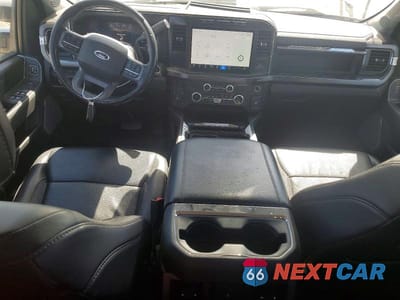 Zdjęcie 8 z 13 samochodu: 2023 FORD F350 SUPER DUTY VIN:1FT8X3BM2PEC54774 - miniatura