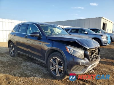 Czwarte zdjęcie samochodu z boku: 2016 MERCEDES-BENZ GLC 300 4MATIC VIN:WDC0G4KB2GF069260 - miniatura
