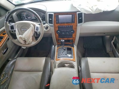 Zdjęcie 8 z 12 samochodu: 2008 JEEP GRAND CHEROKEE LIMITED VIN:1J8HR58N68C162532 - miniatura