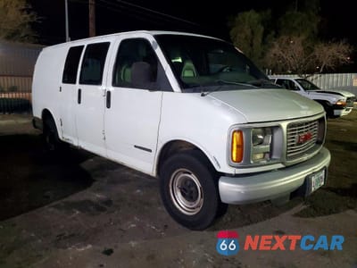 Czwarte zdjęcie samochodu z boku: 2000 GMC SAVANA G3500 VIN:1GTHG35R8Y1113563 - miniatura