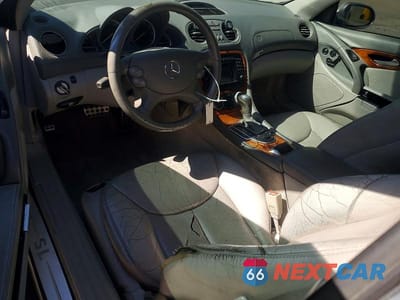 Zdjęcie 8 z 11 samochodu: 2003 MERCEDES-BENZ SL 500R VIN:WDBSK75F53F024609 - miniatura
