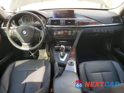 Zdjęcie 8 z 12 samochodu: 2013 BMW 328 I SULEV VIN:WBA3C1G59DNR47572 - miniatura