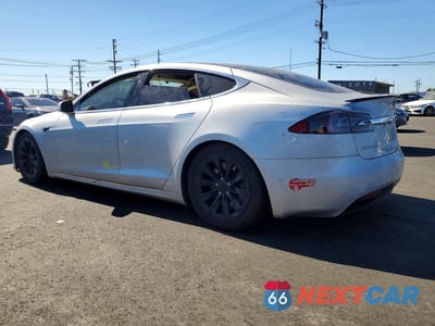 Drugie zdjęcie samochodu z przodu: 2018 TESLA MODEL S VIN:5YJSA1E27JF281335 - miniatura