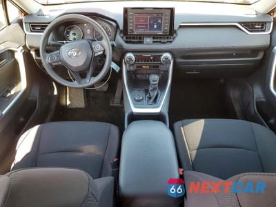 Zdjęcie 8 z 13 samochodu: 2022 TOYOTA RAV4 HYBRID LE VIN:JTMMWRFV0ND157793 - miniatura