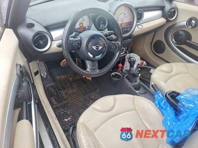 Zdjęcie 8 z 11 samochodu: 2011 MINI CLUBMAN VIN:WMWZG3C52BTY36712 - miniatura