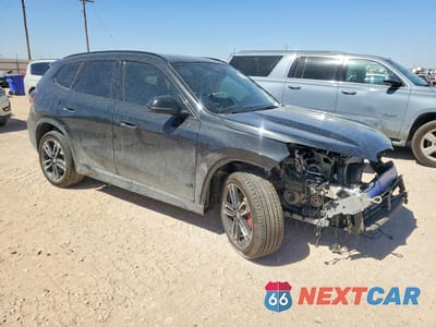 Czwarte zdjęcie samochodu z boku: 2026 BMW X1 XDRIVE28I VIN:WBX73EF05T5415142 - miniatura