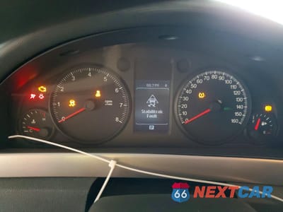 Zdjęcie 9 z 12 samochodu: 2012 CHEVROLET CAPRICE POLICE VIN:6G1MK5U2XCL601175 - miniatura