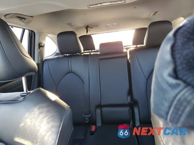 Zdjęcie 10 z 13 samochodu: 2026 TOYOTA HIGHLANDER XLE VIN:5TDKDRBH7TS605493 - miniatura