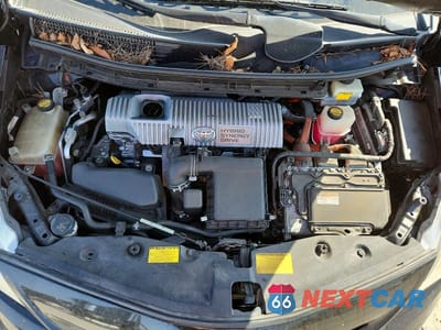 Zdjęcie 11 z 12 samochodu: 2014 TOYOTA PRIUS V TWO VIN:JTDZN3EUXE3321412 - miniatura