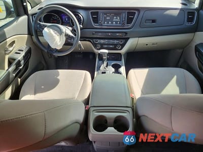 Zdjęcie 8 z 13 samochodu: 2021 KIA SEDONA LX VIN:KNDMB5C14M6671624 - miniatura