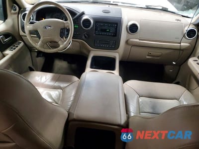 Zdjęcie 8 z 13 samochodu: 2003 FORD EXPEDITION EDDIE BAUER VIN:1FMFU18L13LB15868 - miniatura