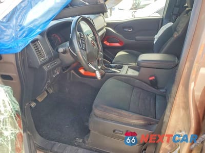 Zdjęcie 7 z 12 samochodu: 2024 NISSAN FRONTIER PRO-4X VIN:1N6ED1EK7RN645655 - miniatura