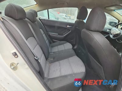 Zdjęcie 10 z 13 samochodu: 2017 KIA FORTE S VIN:3KPFL4A73HE114632 - miniatura