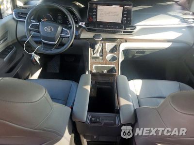 Zdjęcie 8 z 12 samochodu: 2022 TOYOTA SIENNA XLE 7-PASSENGER VIN:5TDJSKFCXNS063526 - miniatura