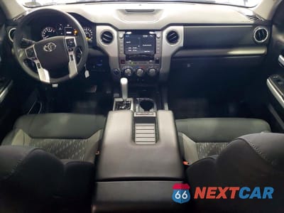 Zdjęcie 8 z 11 samochodu: 2021 TOYOTA TUNDRA SR5 VIN:5TFDY5F13MX982496 - miniatura