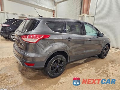 Trzecie zdjęcie samochodu z tyłu: 2015 FORD ESCAPE SE VIN:1FMCU9GX6FUB20679 - miniatura