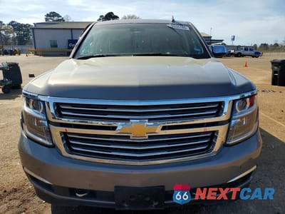Piąte zdjęcie samochodu w środku: 2017 CHEVROLET TAHOE C1500 PREMIER VIN:1GNSCCKC6HR342219 - miniatura