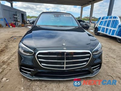 Piąte zdjęcie samochodu w środku: 2024 MERCEDES-BENZ S 580 4MATIC VIN:W1K6G7GB8RA270404 - miniatura