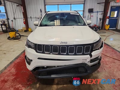 Piąte zdjęcie samochodu w środku: 2020 JEEP COMPASS LATITUDE VIN:3C4NJDBB2LT164236 - miniatura