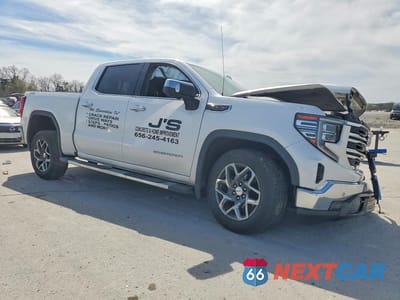 Czwarte zdjęcie samochodu z boku: 2024 GMC SIERRA K1500 SLT VIN:3GTUUDED8RG312486 - miniatura