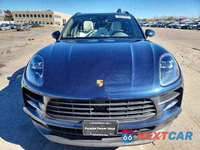 Piąte zdjęcie samochodu w środku: 2020 PORSCHE MACAN S VIN:WP1AB2A55LLB37134 - miniatura