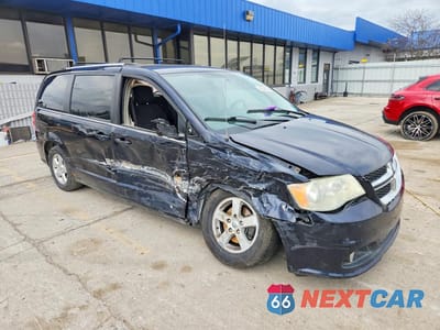 Czwarte zdjęcie samochodu z boku: 2011 DODGE GRAND CARAVAN CREW VIN:2D4RN5DGXBR657137 - miniatura
