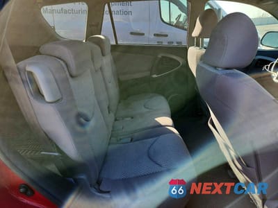 Zdjęcie 11 z 12 samochodu: 2008 TOYOTA RAV4 BASE VIN:JTMBD33V985191390 - miniatura