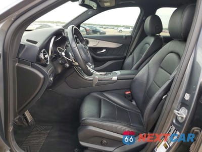 Zdjęcie 7 z 12 samochodu: 2019 MERCEDES-BENZ GLC 300 VIN:WDC0G4JB9KV137408 - miniatura