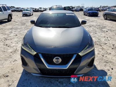 Piąte zdjęcie samochodu w środku: 2019 NISSAN MAXIMA 3.5 SV VIN:1N4AA6AV1KC370265 - miniatura