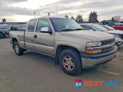 Czwarte zdjęcie samochodu z boku: 2000 CHEVROLET SILVERADO K1500 VIN:1GCEK19TXYZ210616 - miniatura