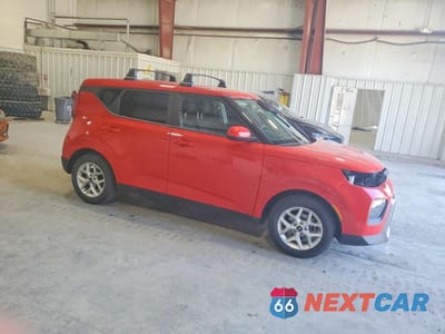Czwarte zdjęcie samochodu z boku: 2022 KIA SOUL LX VIN:KNDJ23AU6N7183632 - miniatura