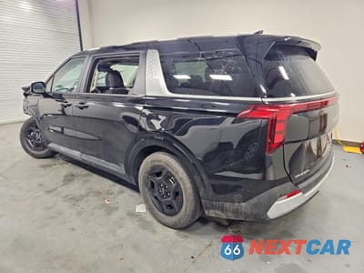 Drugie zdjęcie samochodu z przodu: 2025 KIA CARNIVAL LXS VIN:KNDNB5K39S6532321 - miniatura