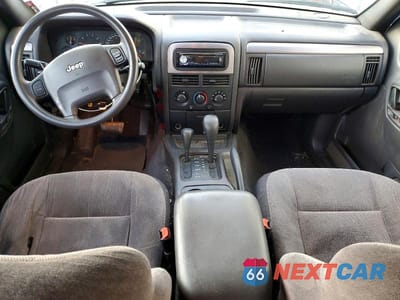 Zdjęcie 8 z 11 samochodu: 2001 JEEP GRAND CHEROKEE LAREDO VIN:1J4GW48S61C590371 - miniatura