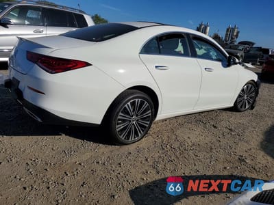 Trzecie zdjęcie samochodu z tyłu: 2023 MERCEDES-BENZ CLA 250 VIN:W1K5J4GB9PN355060 - miniatura