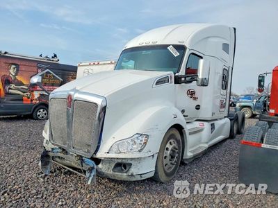 Drugie zdjęcie samochodu z przodu: 2021 KENWORTH T680 SEMI TRUCK VIN:1XKYD49X5MJ447149 - miniatura