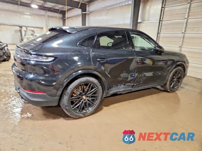 Trzecie zdjęcie samochodu z tyłu: 2025 PORSCHE CAYENNE COUPE VIN:WP1BA2AY4SDA30358 - miniatura