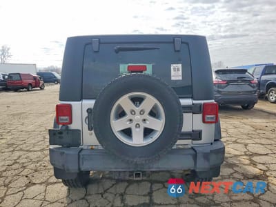 Zdjęcie 6 z 12 samochodu: 2008 JEEP WRANGLER UNLIMITED X VIN:1J4GA39158L594291 - miniatura