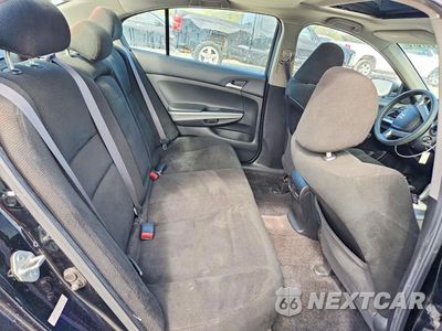 Zdjęcie 10 z 11 samochodu: 2010 HONDA ACCORD EX VIN:1HGCP2F71AA021106 - miniatura