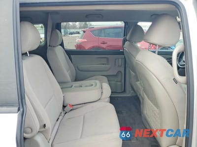 Zdjęcie 11 z 13 samochodu: 2015 KIA SEDONA LX VIN:KNDMB5C17F6061123 - miniatura